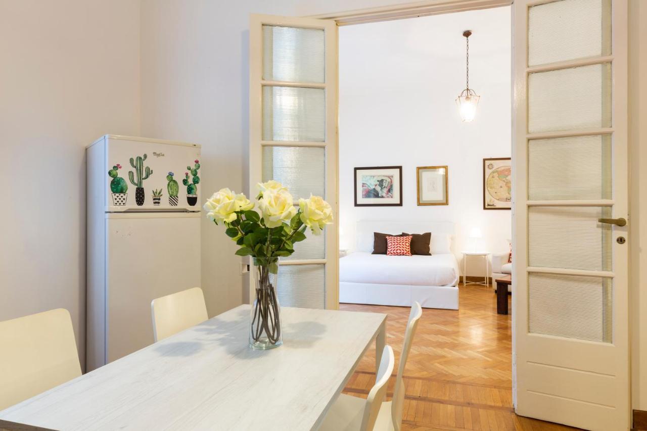 Living Isola Appartement Milaan Buitenkant foto