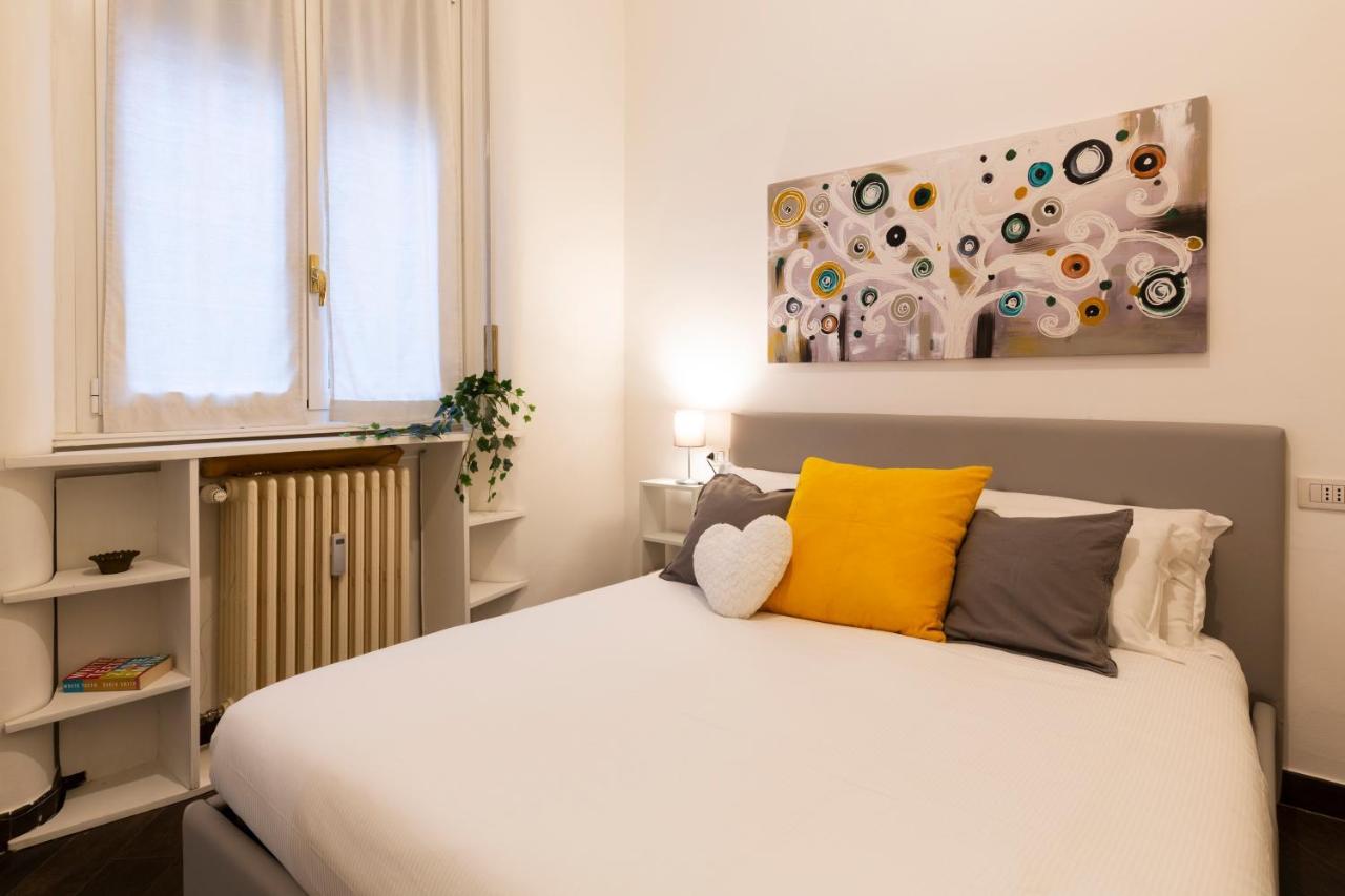 Living Isola Appartement Milaan Buitenkant foto