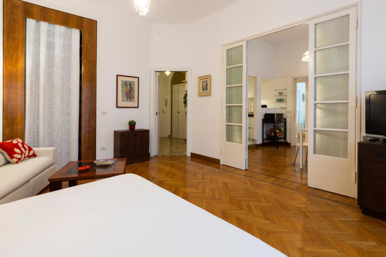 Living Isola Appartement Milaan Buitenkant foto